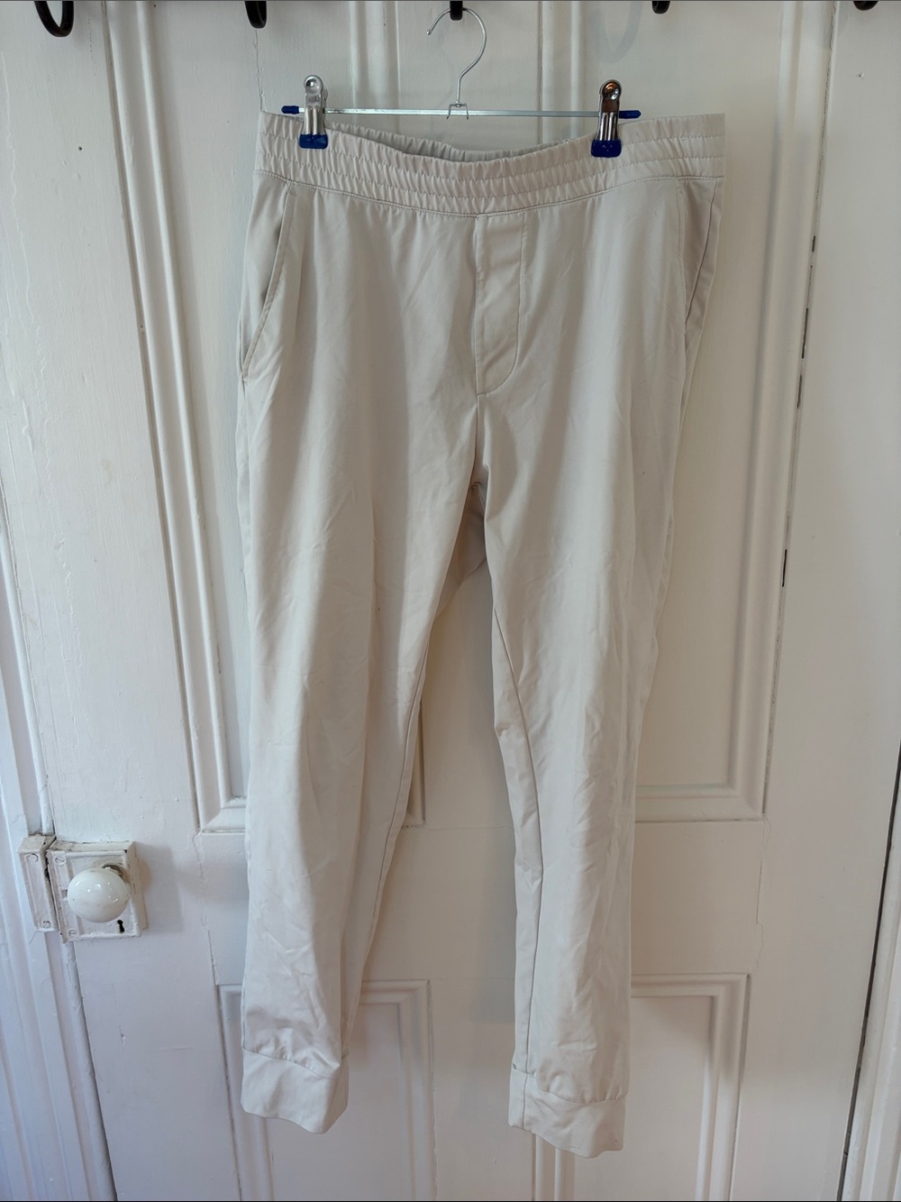 Uniqlo Men's Chinos - Cream/Tan